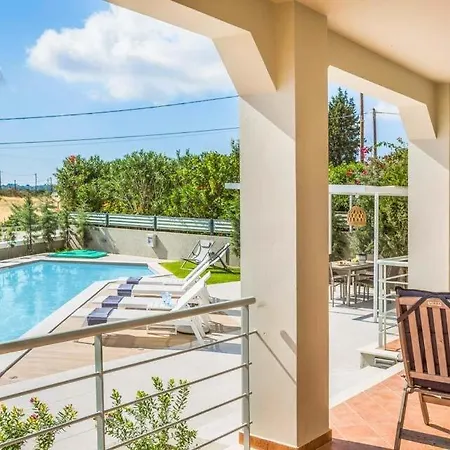 Sleeps 6 Pool Air Con Wifi 빌라 Karavádhos
